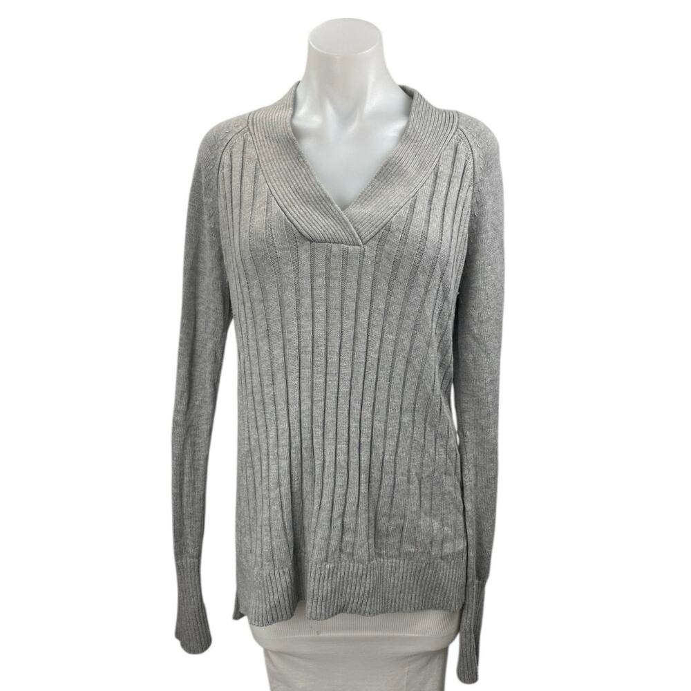 White House Black Market Gray Ribbed Knit V Neck Long Sleeve Sweater Top Size M